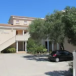 公寓式酒店 Saint Michel LʼÎle-Rousse