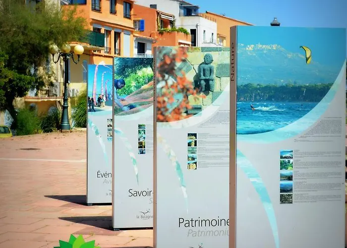 Hotel apartamentowy Saint Michel LʼÎle-Rousse