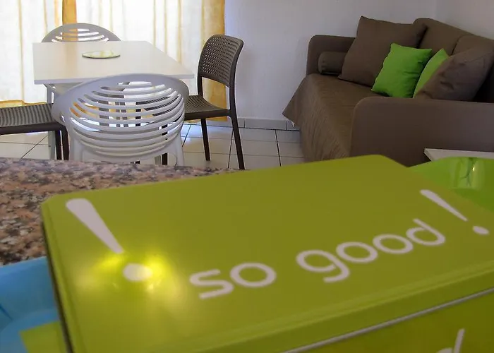 Hotel apartamentowy Saint Michel LʼÎle-Rousse