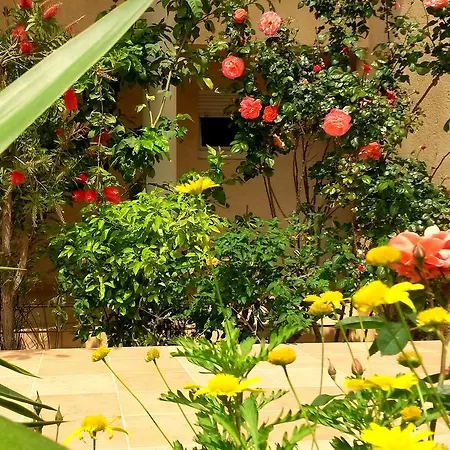 Hotel apartamentowy Saint Michel
