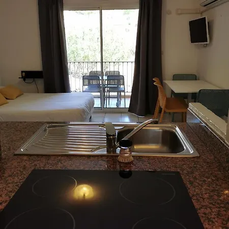 아파트호텔 Saint Michel LʼÎle-Rousse