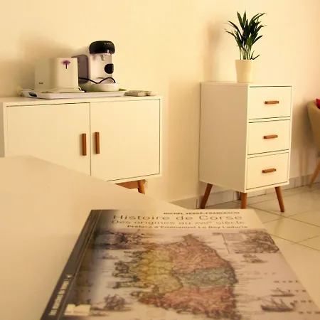 Aparthotel Saint Michel 3*