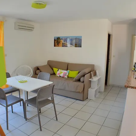 Hotel apartamentowy Saint Michel