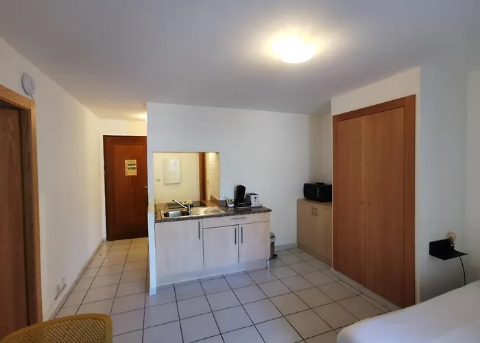 Lejlighedshotel Saint Michel 3*