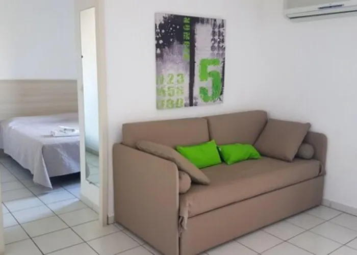 Saint Michel 3* L'Ile-Rousse (Corsica)